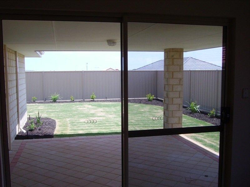 45 Sacremento Parade Pde, Hocking WA 6065