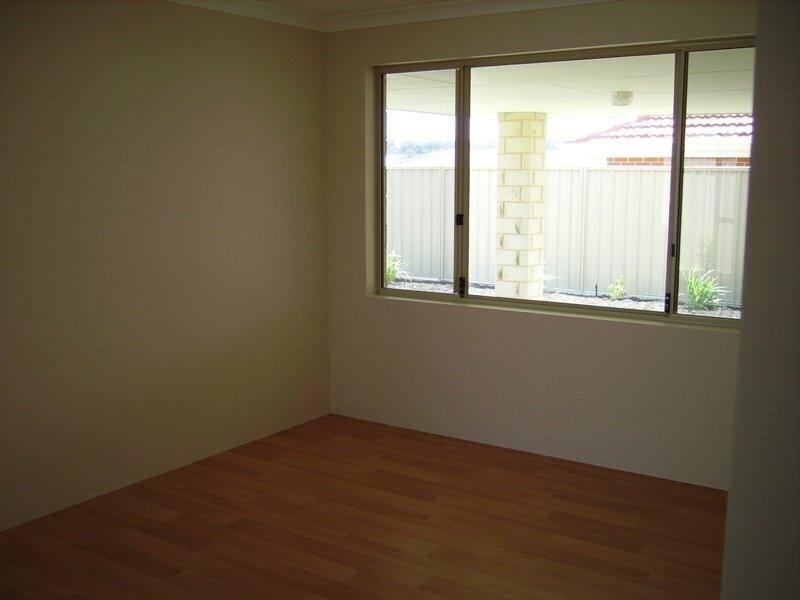 45 Sacremento Parade Pde, Hocking WA 6065