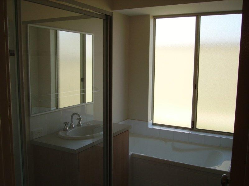 45 Sacremento Parade Pde, Hocking WA 6065