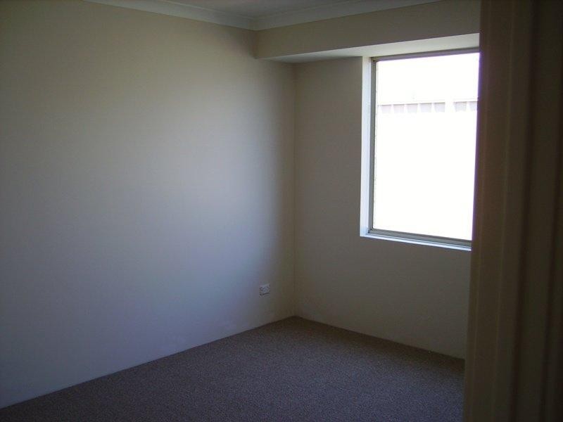 45 Sacremento Parade Pde, Hocking WA 6065