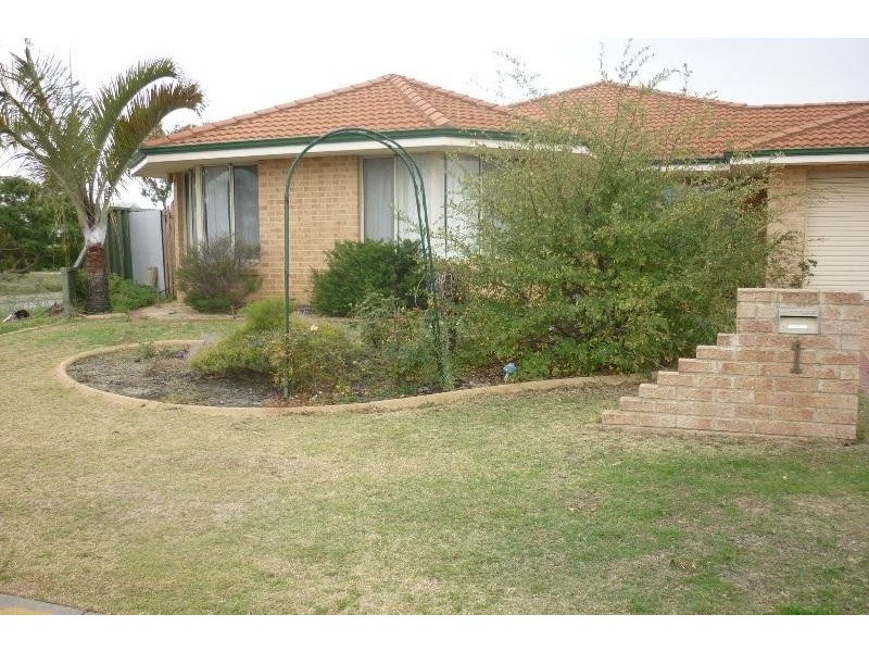 1 Cootha Ct, Ballajura WA 6066