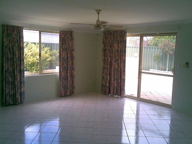 1 Cootha Ct, Ballajura WA 6066