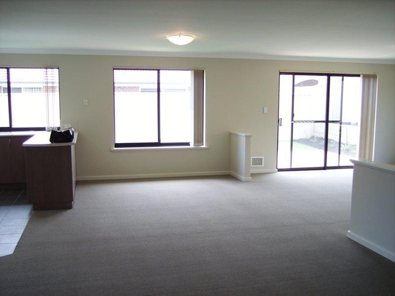 10 Kara  Turn, Canning Vale WA 6155