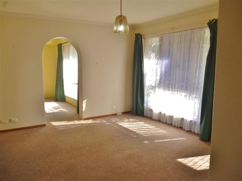 33 Carabeen  Rd, Maddington WA 6109