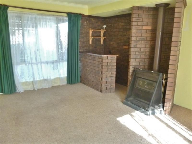 33 Carabeen  Rd, Maddington WA 6109