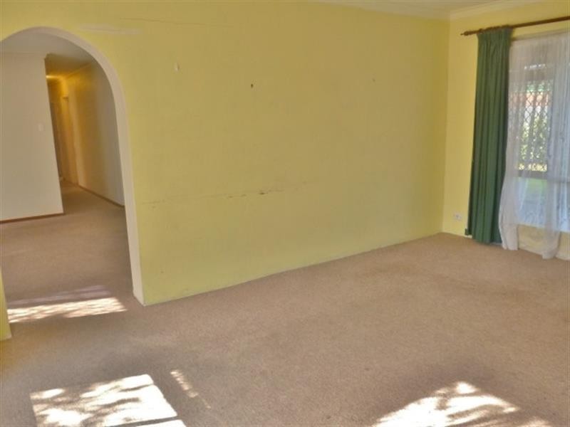 33 Carabeen  Rd, Maddington WA 6109