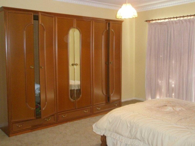 34 Grafton Road St, Bayswater WA 6053