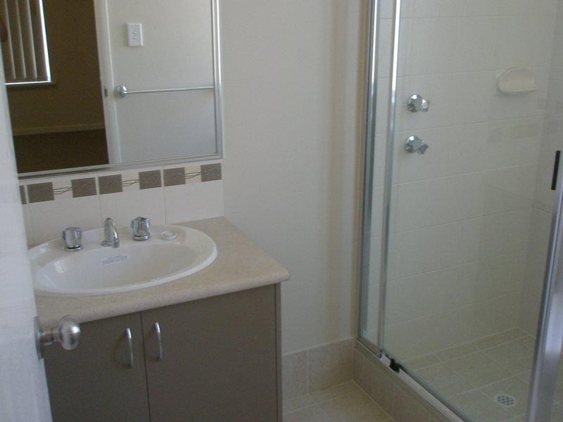 12 Giglia Drive Dr, Sinagra WA 6065