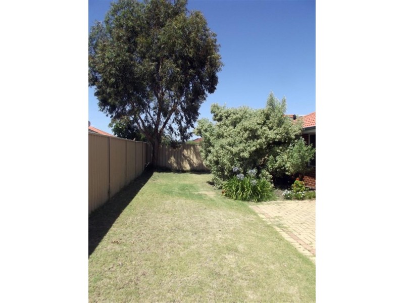 6 Angulata  Rd, Canning Vale WA 6155
