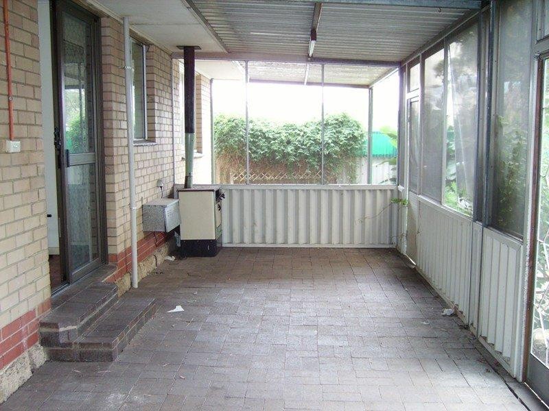 10 Bolton  Way, Orelia WA 6167