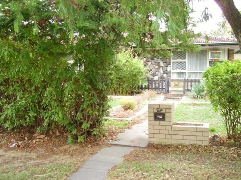 10 Bolton  Way, Orelia WA 6167