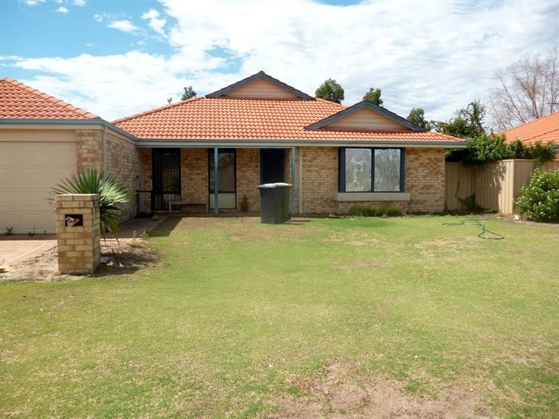 4  Angulata Rd, Canning Vale WA 6155