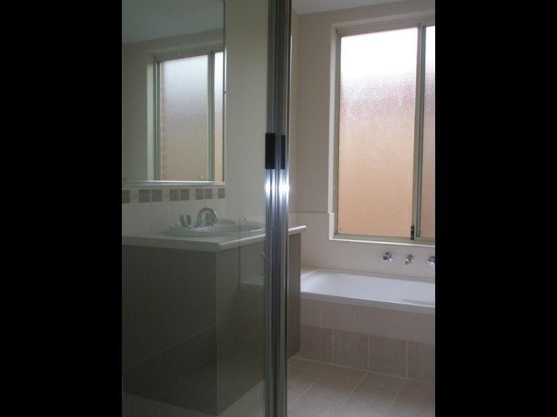 34 Bonannella Entrance Ent, Sinagra WA 6065