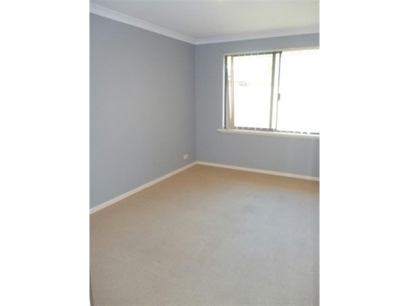 32 Excelsior  Dr, Canning Vale WA 6155