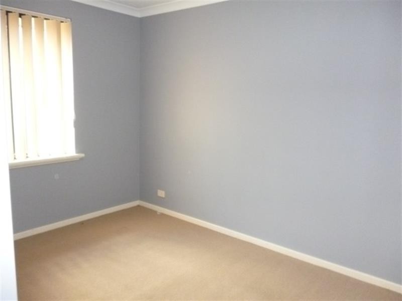 32 Excelsior  Dr, Canning Vale WA 6155