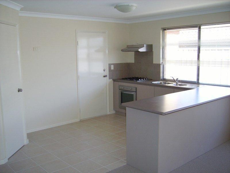 39 Bethwyn  Cct, Madeley WA 6065