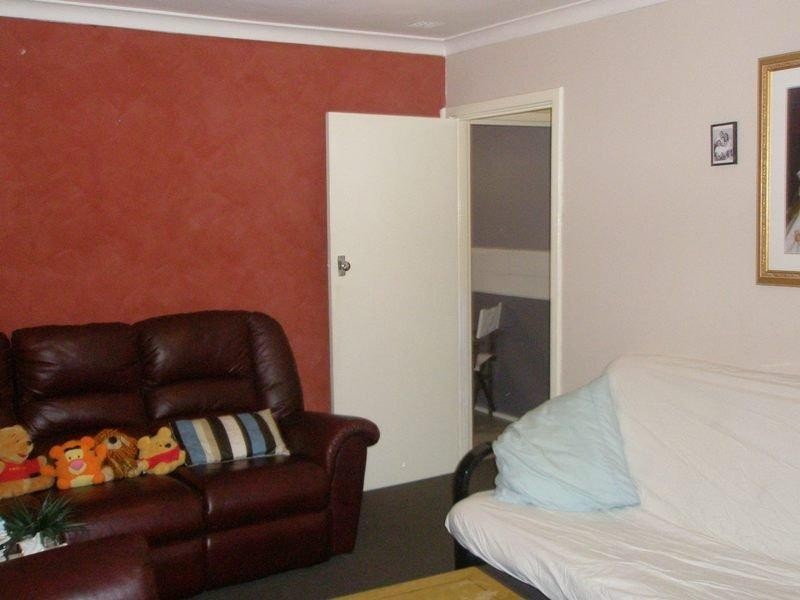 8 Millgate  Rd, Balga WA 6061