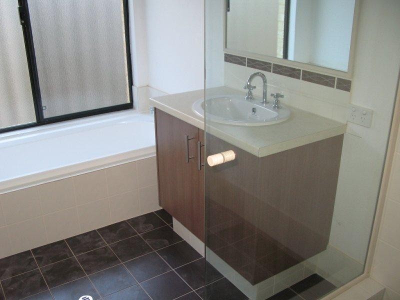 47 Kahana  Pkwy, Butler WA 6036