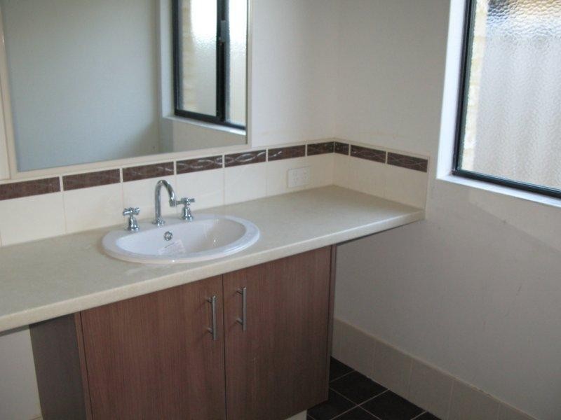 47 Kahana  Pkwy, Butler WA 6036
