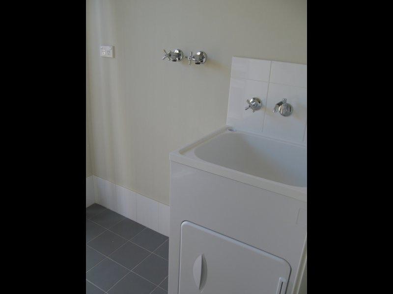 42 Jedburgh Loop, Sinagra WA 6065
