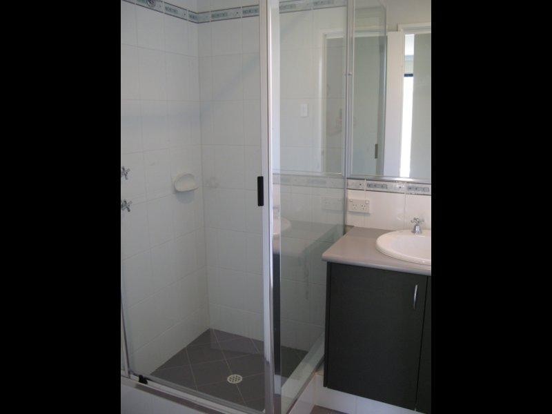 42 Jedburgh Loop, Sinagra WA 6065