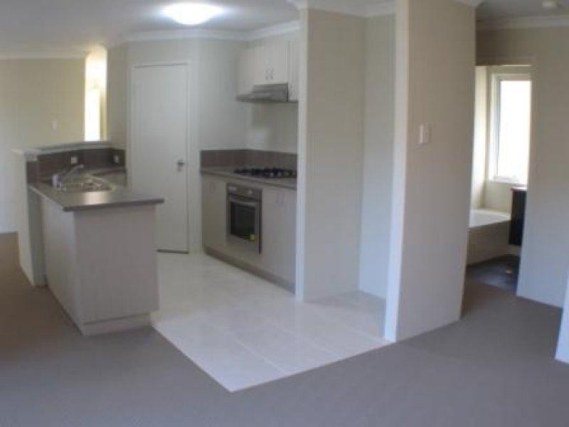 40 Jedburgh Loop Loop, Sinagra WA 6065