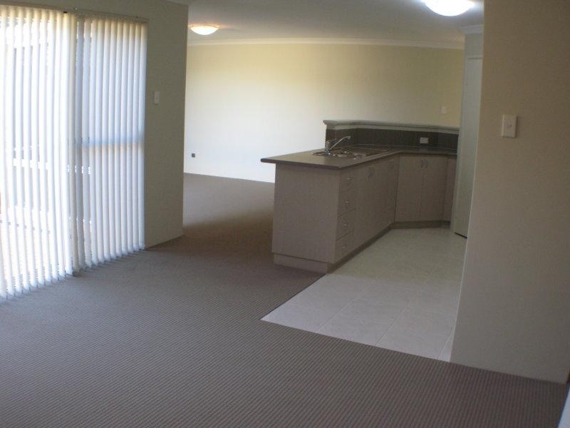 40 Jedburgh Loop Loop, Sinagra WA 6065