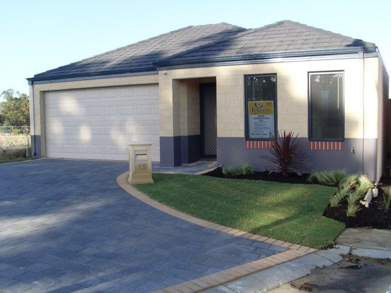 15 Peebles  Crss, Sinagra WA 6065
