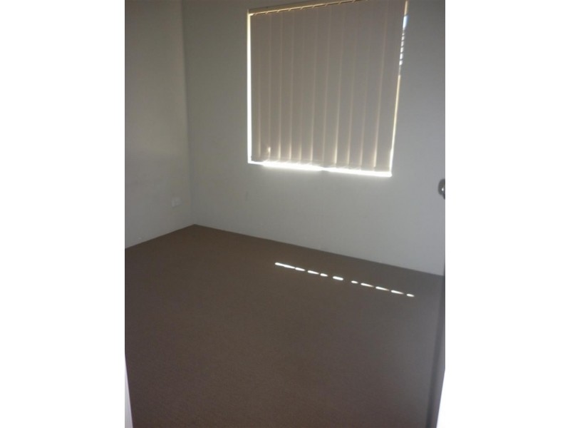 19 Peebles  Crss, Sinagra WA 6065