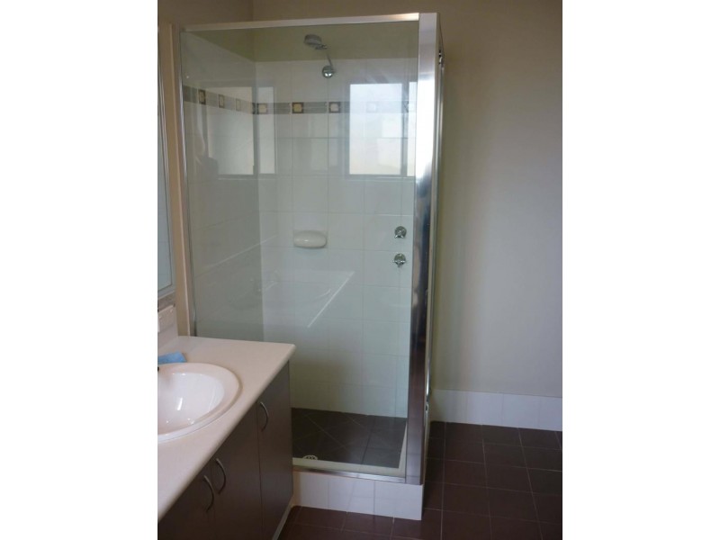 2 Kelso  Cl, Sinagra WA 6065