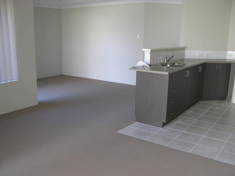 35 Jedburgh Loop, Sinagra WA 6065