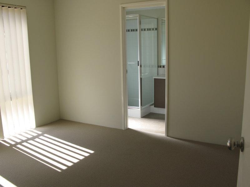 35 Jedburgh Loop, Sinagra WA 6065