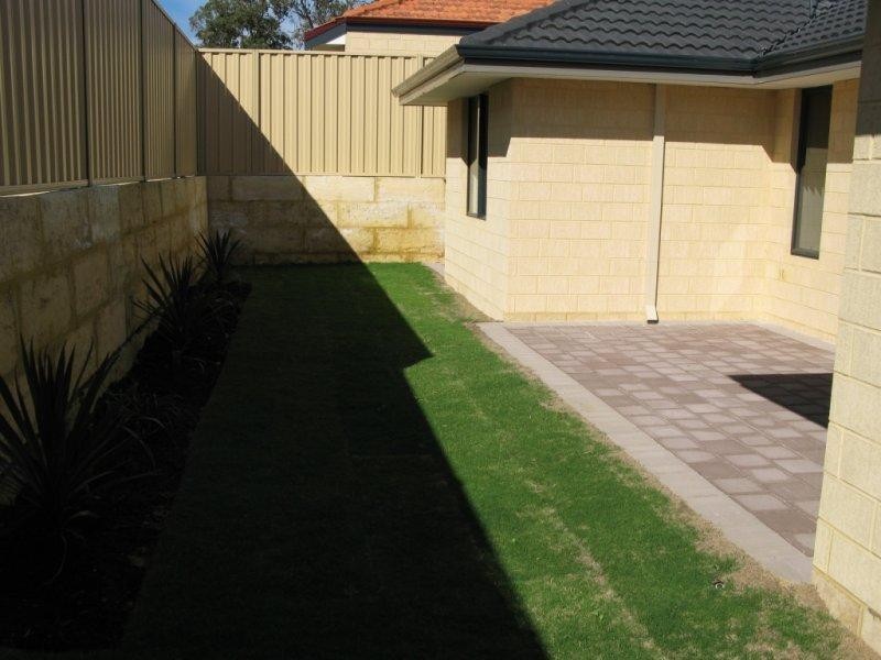 31 Jedburgh  Loop, Sinagra WA 6065