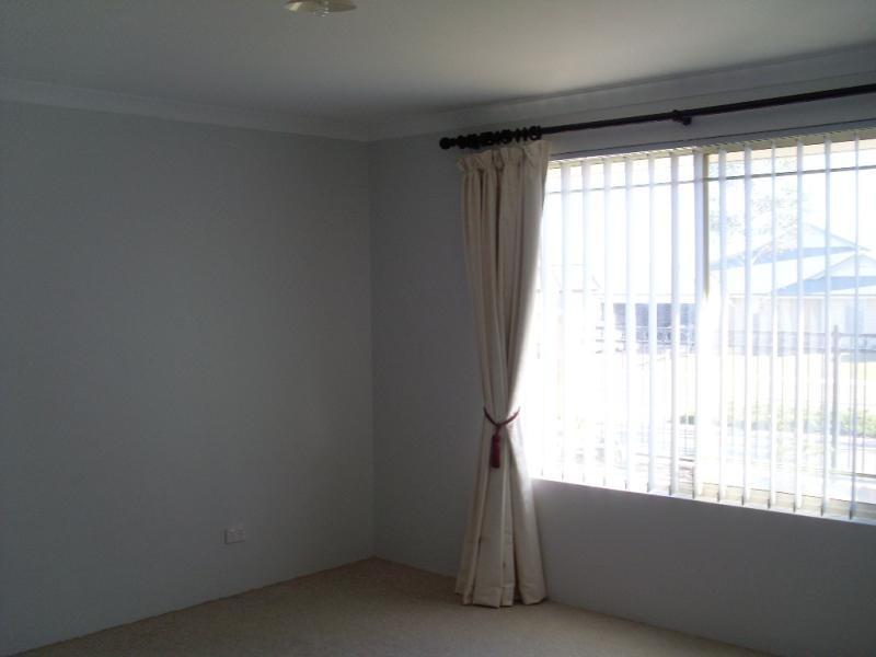 104 Camborne Pkwy, Butler WA 6036