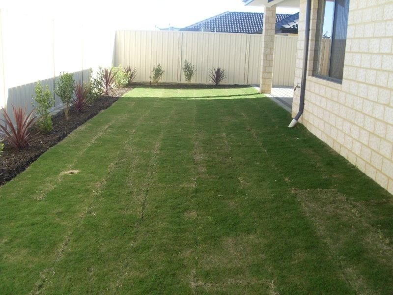 35 Messina  Dr, Sinagra WA 6065