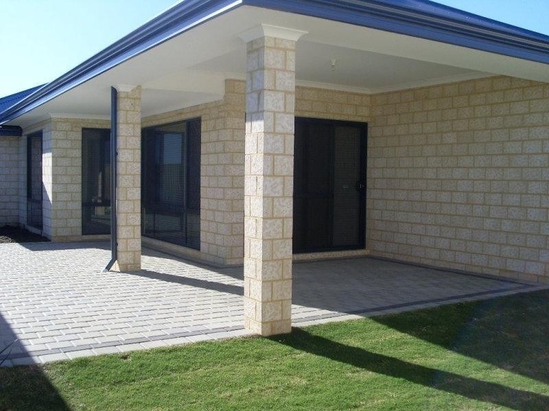35 Messina  Dr, Sinagra WA 6065