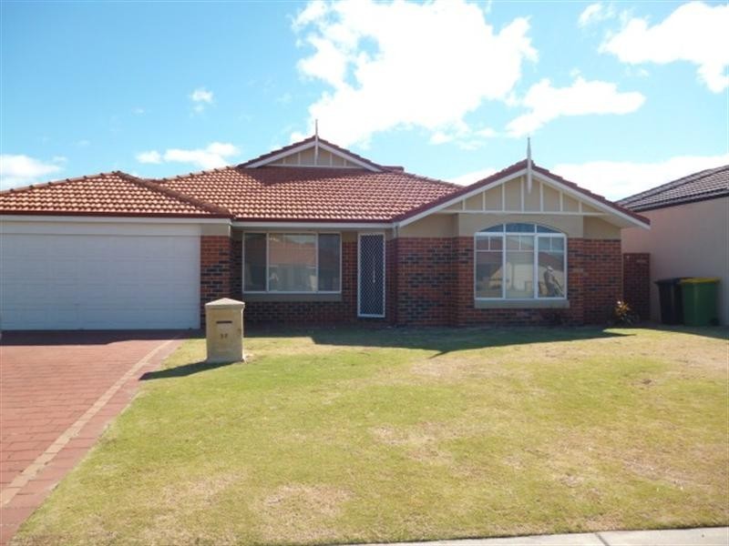 69 Gateway  Bvd, Canning Vale WA 6155