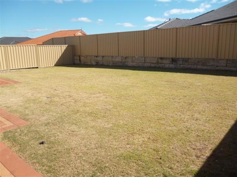 69 Gateway  Bvd, Canning Vale WA 6155