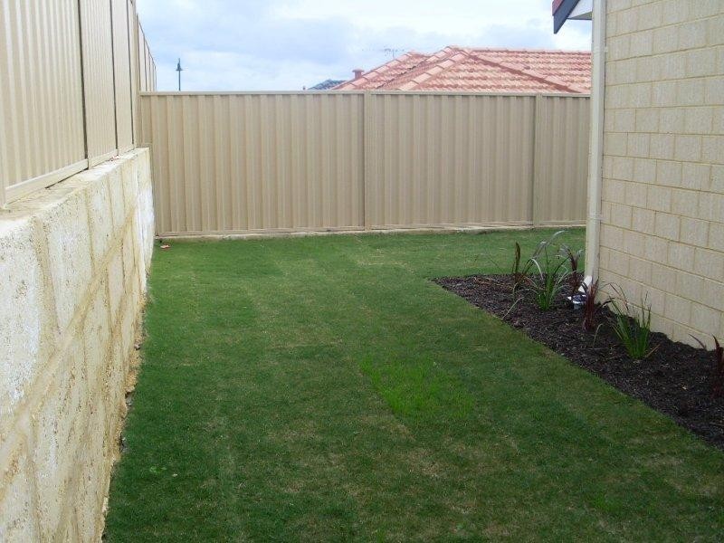 21 Jedburgh Loop Loop, Sinagra WA 6065