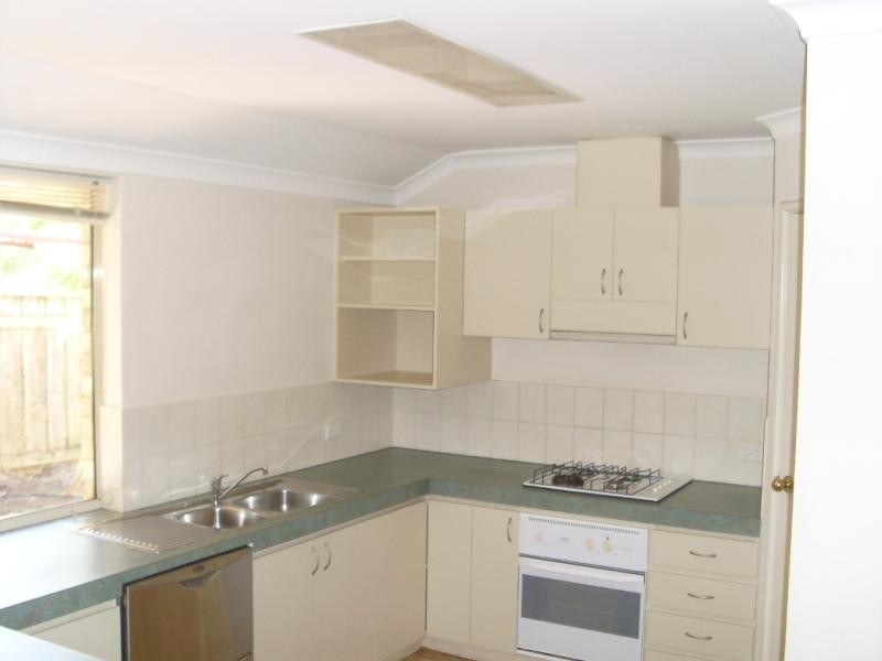 17 Stuart Ct, Bateman WA 6150