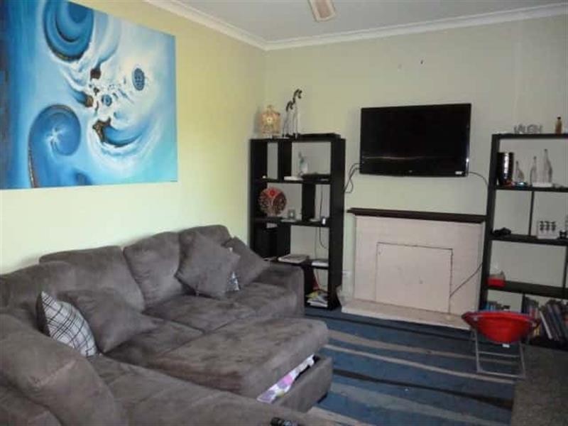 14 Brownell Cres, Medina WA 6167