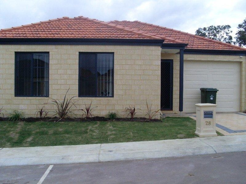 28 Jedburgh  Loop, Sinagra WA 6065