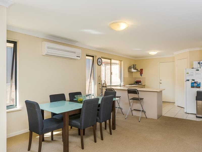 77 Shiraz Bvd, Pearsall WA 6065