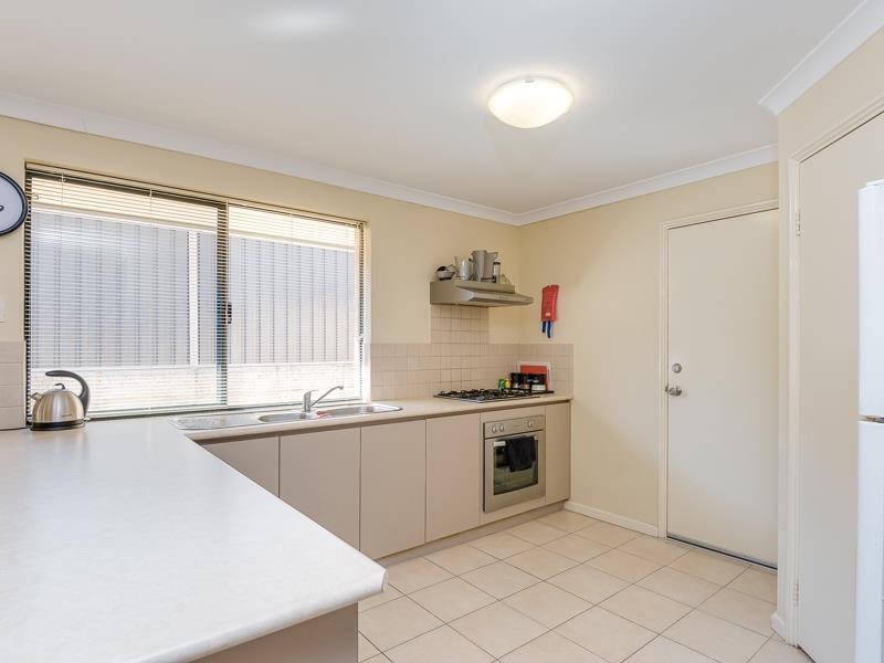 77 Shiraz Bvd, Pearsall WA 6065