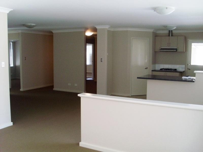 4/19 Rede  St, Gosnells WA 6110