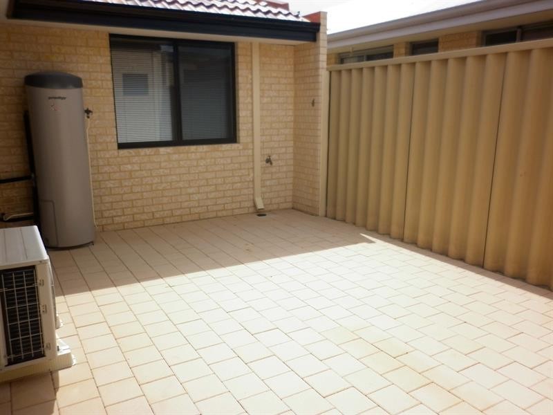 111 Rosegreen  Ave, Butler WA 6036