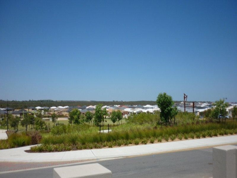 111 Rosegreen  Ave, Butler WA 6036