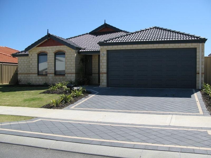 53 Giglia  Dr, Sinagra WA 6065
