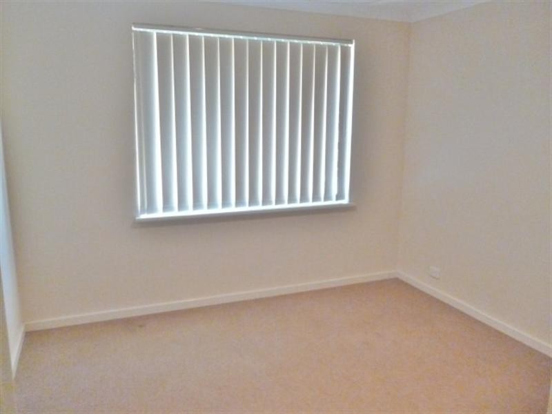 86 Fraser Road North Rd, Canning Vale WA 6155