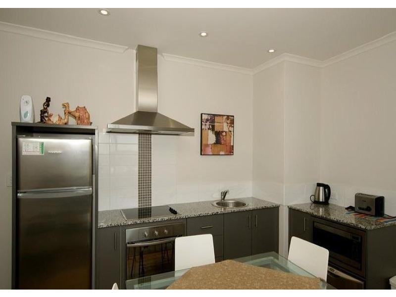 18/996 Hay  St, Perth WA 6000